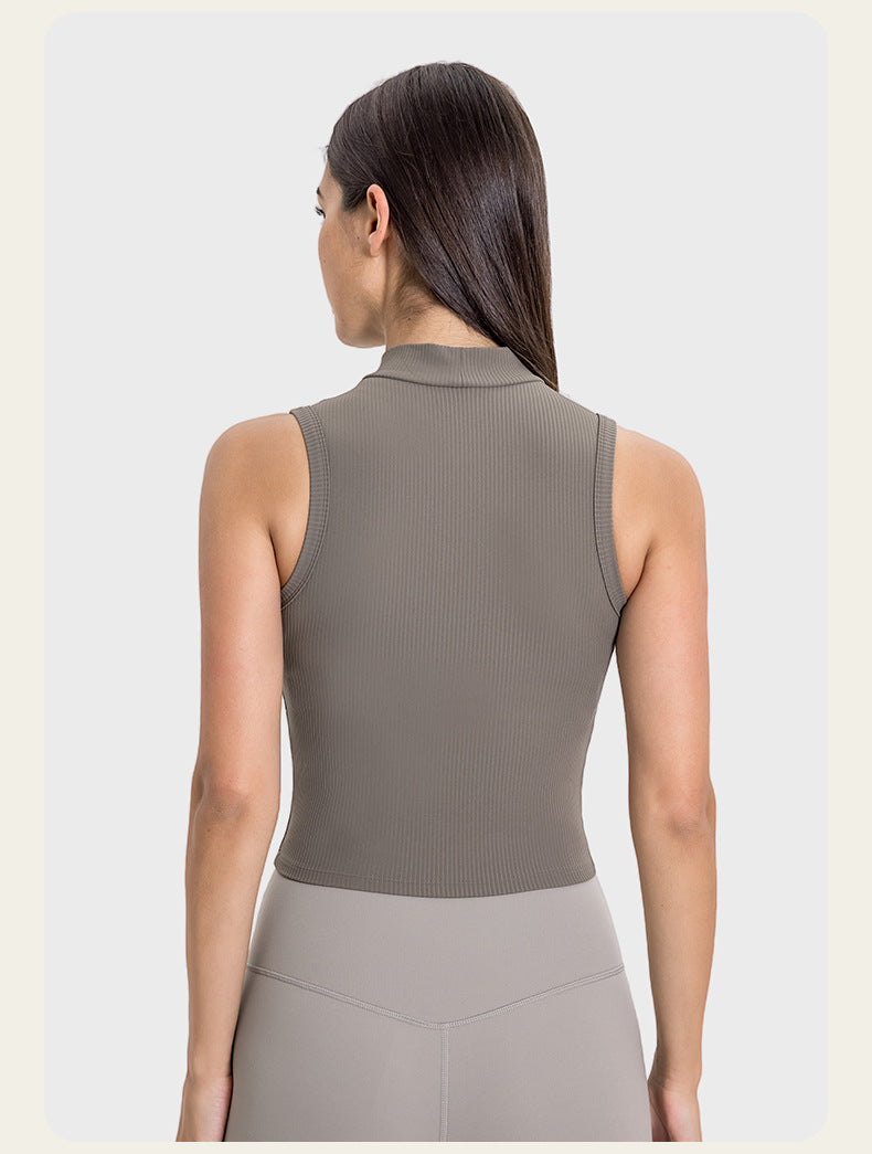 Threaded high-neck sleeveless vest